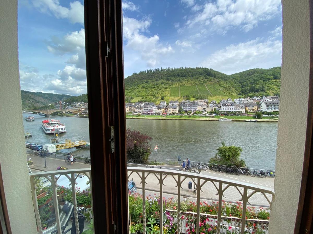 Holiday Apartment Mit Moselblick Im Moselhaus Кохем Экстерьер фото